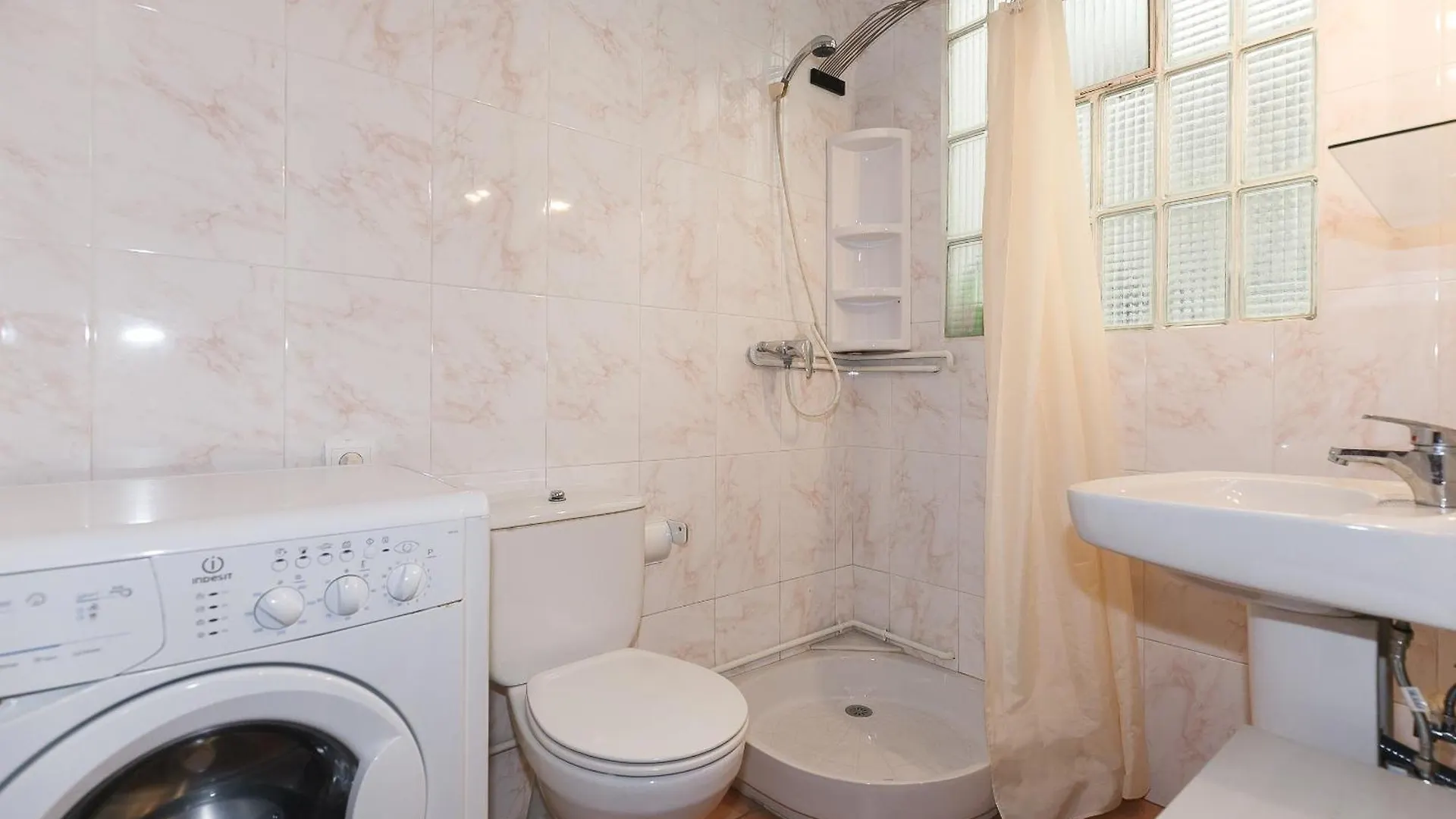 Uhc Casa Fortuny Cambrils España